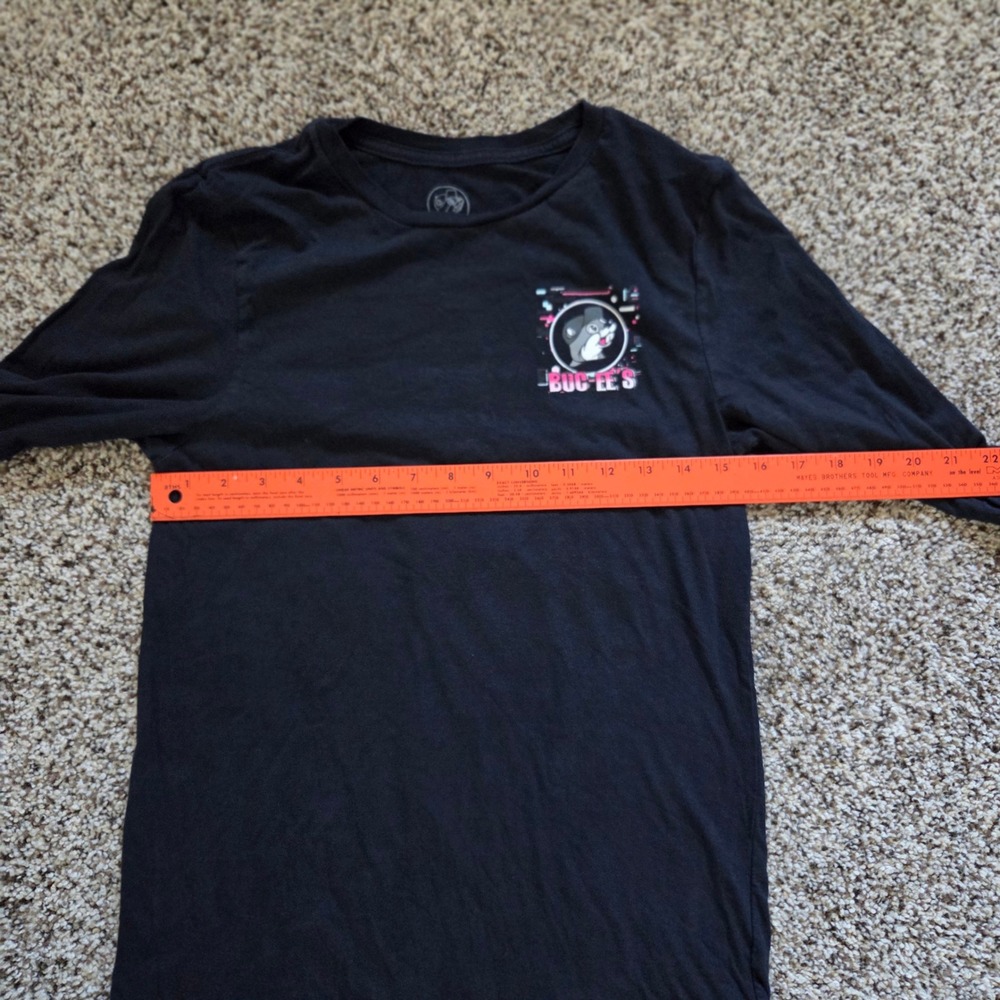 Buc-ee's Mens Long Sleeve Glitch Graphic T-Shirt Black Small Vaporwave Texas Tee - Picture 4 of 7